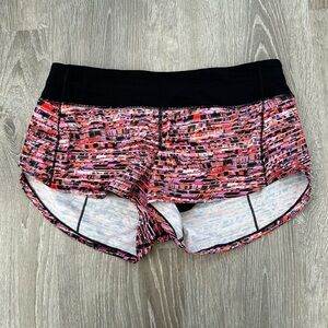 Lululemon shorts size 6